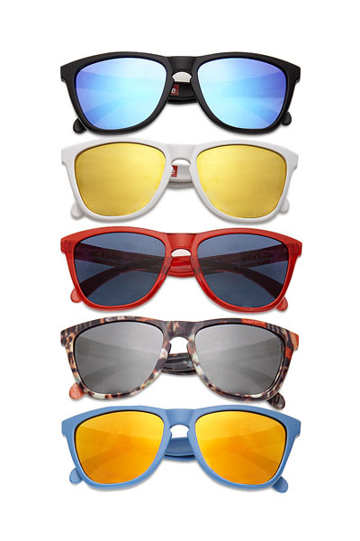 Oakley x Supreme Sunglasses