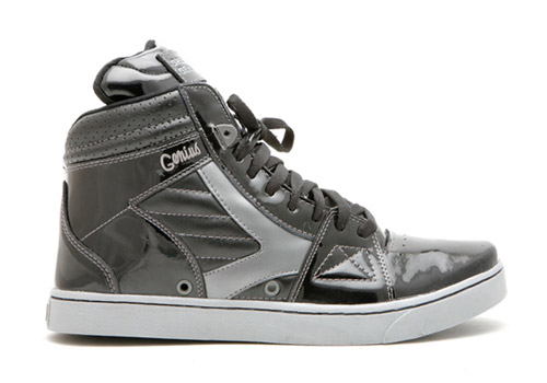 Taking a simple design approach, the Cool Breeze high tops sport a black 