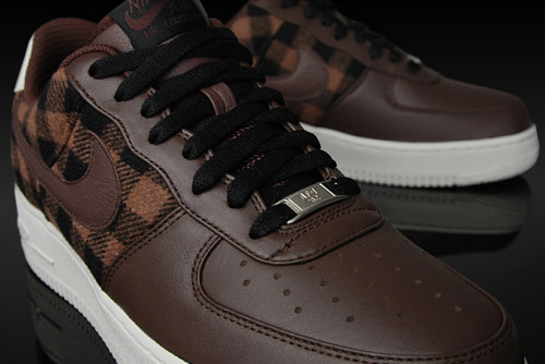 nike brown leather sneakers. For this sneaker, Nike has