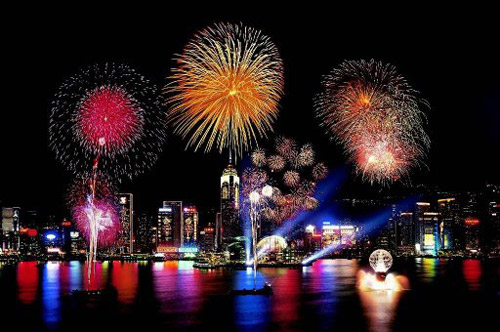 new-year-fireworks-hong-kong-00