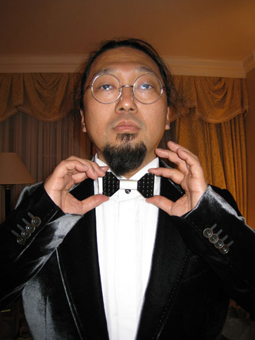 http://www.hypebeast.com/image/2008/12/takashi-murakami-dee-ricky-bow-tie-2.jpg