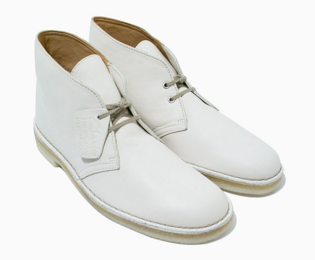 clarks-white-leather-desert-boots-2.jpg