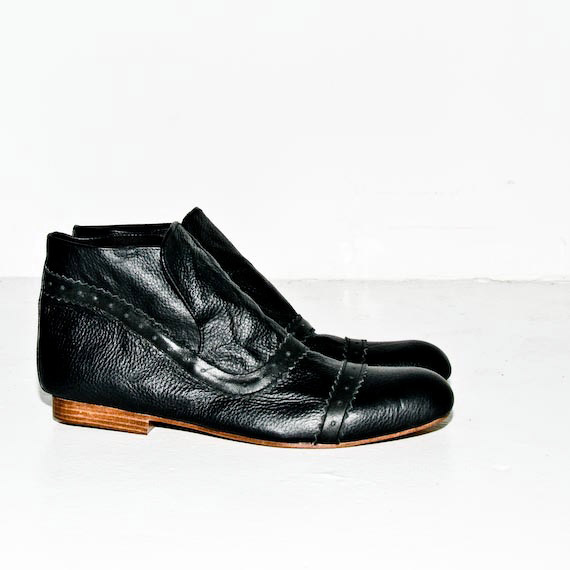 chronicles-never-black-5th-boots-1