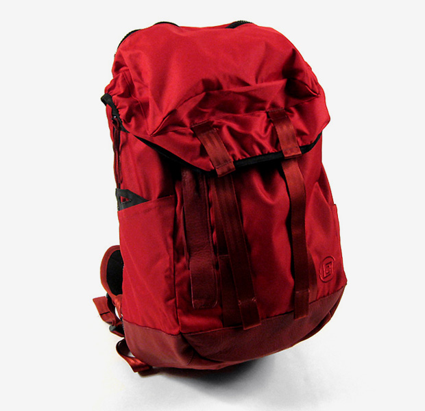 clot-2009-ss-clotone-outdoor-backpack