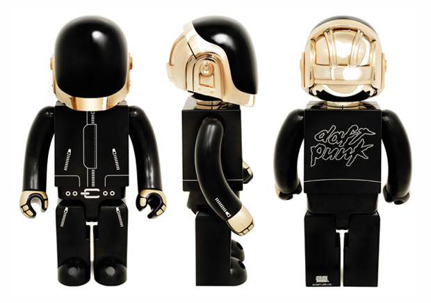 Daft Punk x SILLY THING 1000% Kubrick Set - A Closer Look | Hypebeast