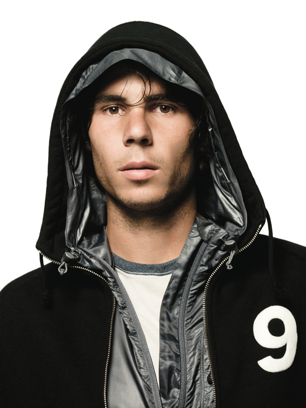 nike-sportswear-aw77-hoodie-style-photo-shoot
