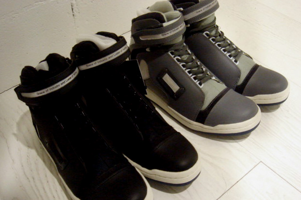 undercover-2009-fall-winter-hi-cut-sneakers