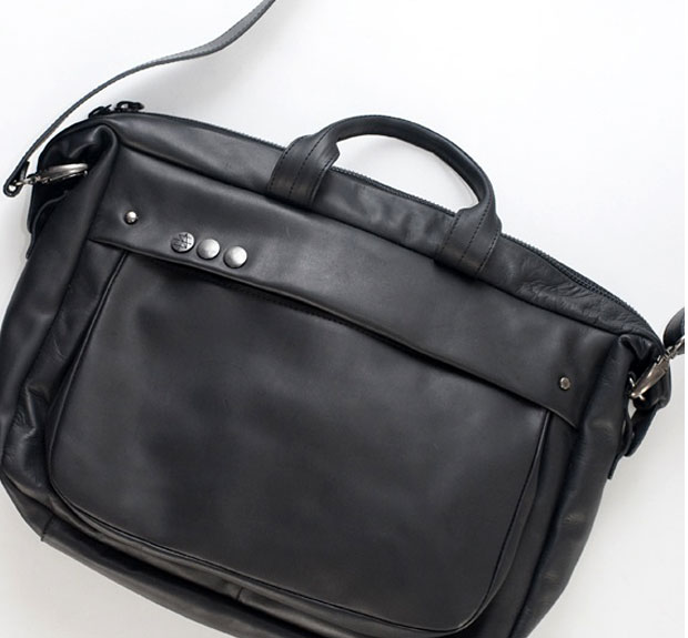surface-to-air-2009-fall-winter-accessories