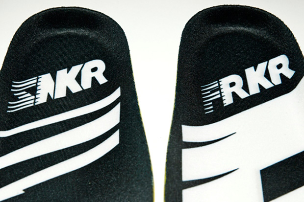 sneaker-freaker-new-balance-m580jst-preview