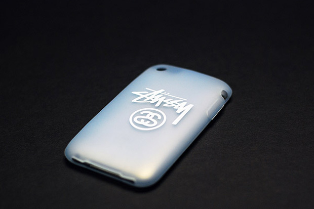 stussy-iphone-protector