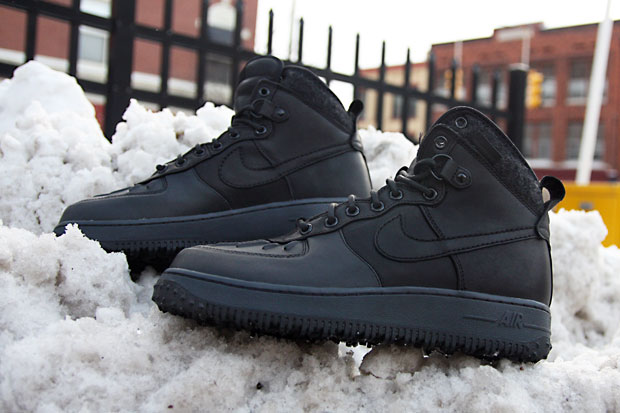 Nike Air Force 1 Duck Boot Black/Black 
