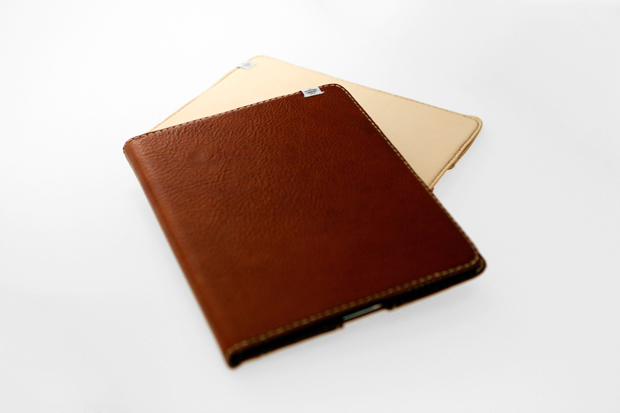 visvim-f-i-l-wanchai-opening-gift-ipad-leather-case-0.jpg