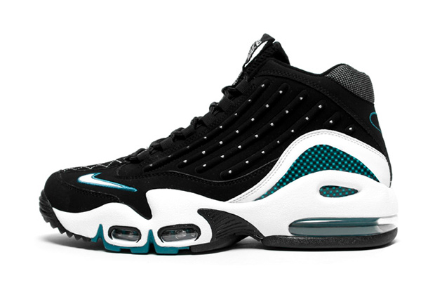 Nike Air Max Griffey 2: Classic and Iconic Sneakers from Ken Griffey Jr.